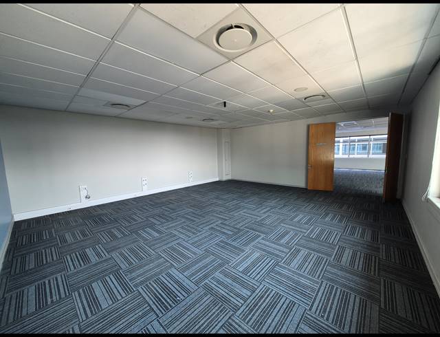 968M² OFFICE TO LET IN SANDTON CENTRAL